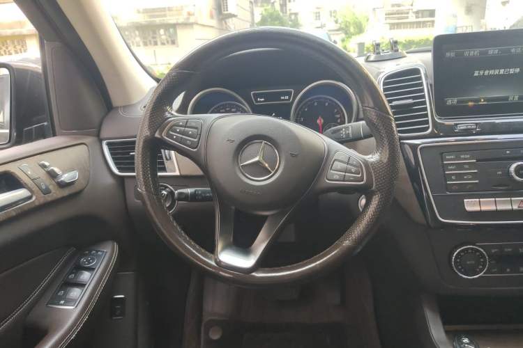 Used Mercedes-Benz GLE 2016 GLE 400 4MATIC Steering Wheel