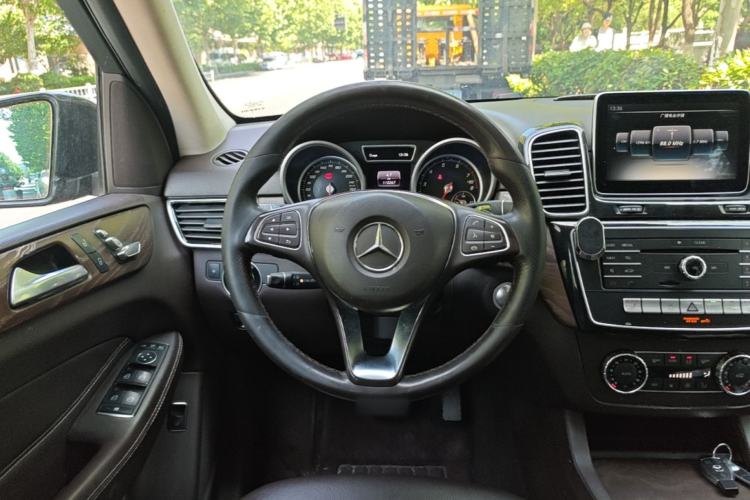 Used Mercedes-Benz GLE 2016 GLE 400 4MATIC Steering Wheel