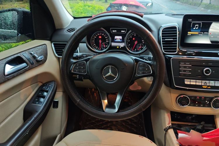 Used Mercedes-Benz GLE 2016 GLE 400 4MATIC Steering Wheel