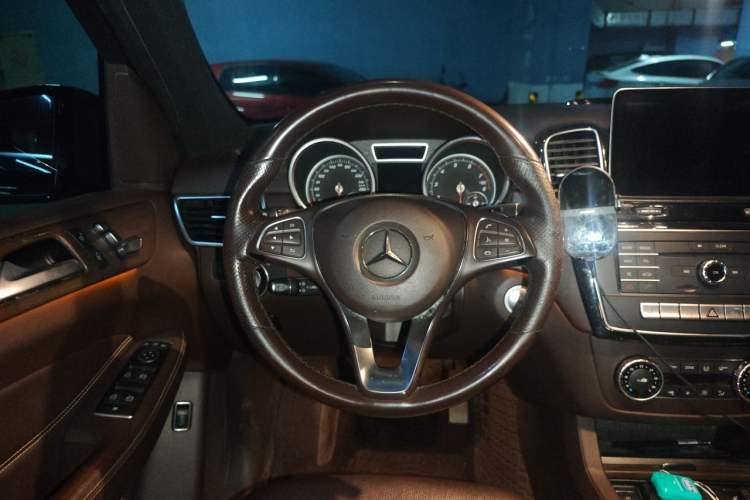 Used Mercedes-Benz GLE 2016 GLE 400 4MATIC Steering Wheel