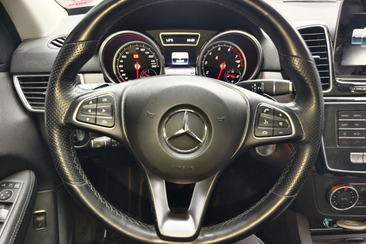 Used Mercedes-Benz GLE 2016 GLE 320 4MATIC Dynamic Edition Steering Wheel