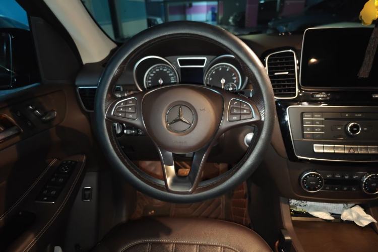 Used Mercedes-Benz GLE 2016 GLE 320 4MATIC Dynamic Edition Steering Wheel