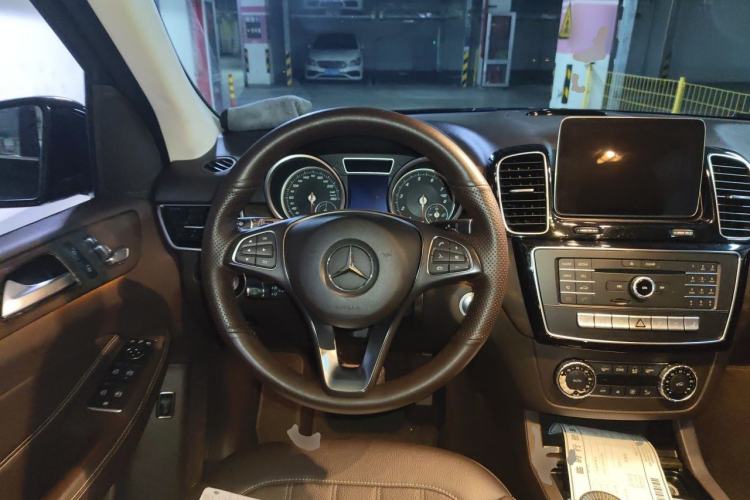 Used Mercedes-Benz GLE 2016 GLE 320 4MATIC Dynamic Edition Steering Wheel