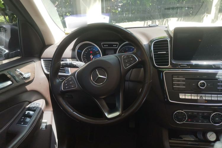 Used Mercedes-Benz GLE 2016 GLE 320 4MATIC Dynamic Edition Steering Wheel