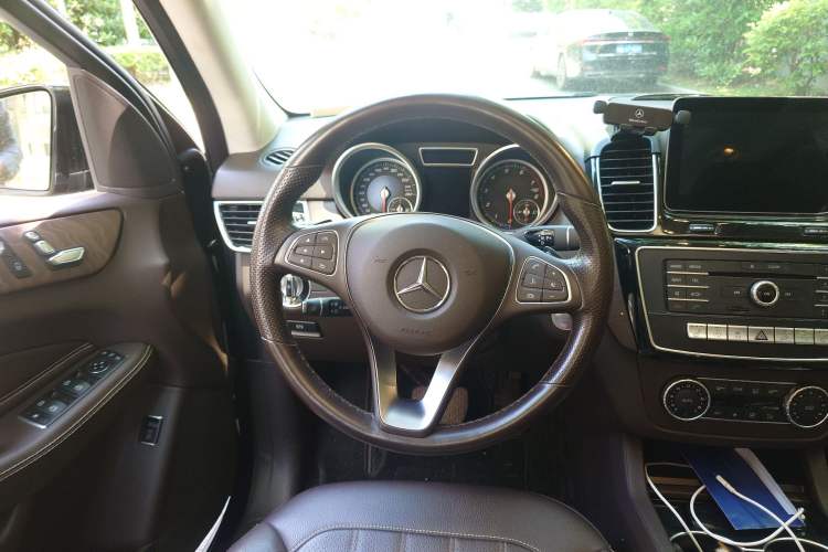Used Mercedes-Benz GLE 2016 GLE 320 4MATIC Dynamic Edition Steering Wheel