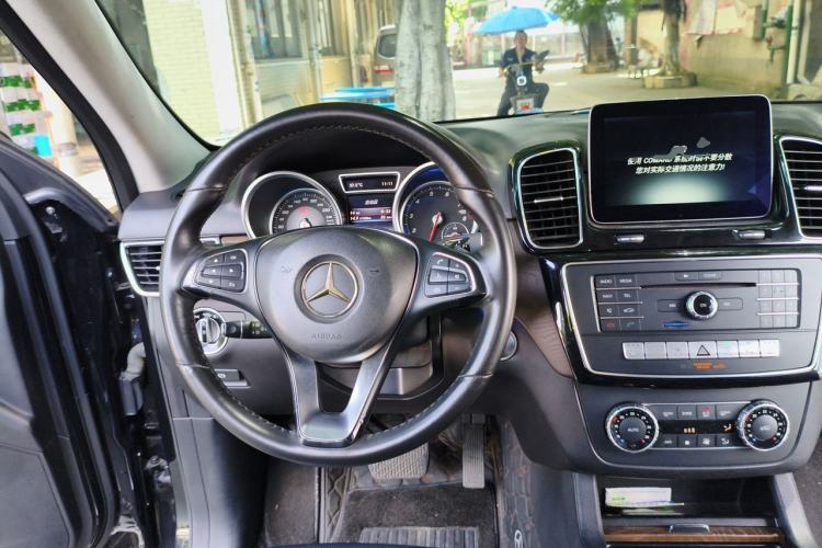 Used Mercedes-Benz GLE 2016 GLE 400 4MATIC Steering Wheel