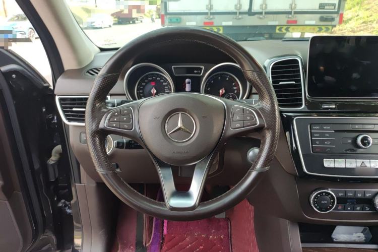 Used Mercedes-Benz GLE 2016 GLE 320 4MATIC Dynamic Edition Steering Wheel