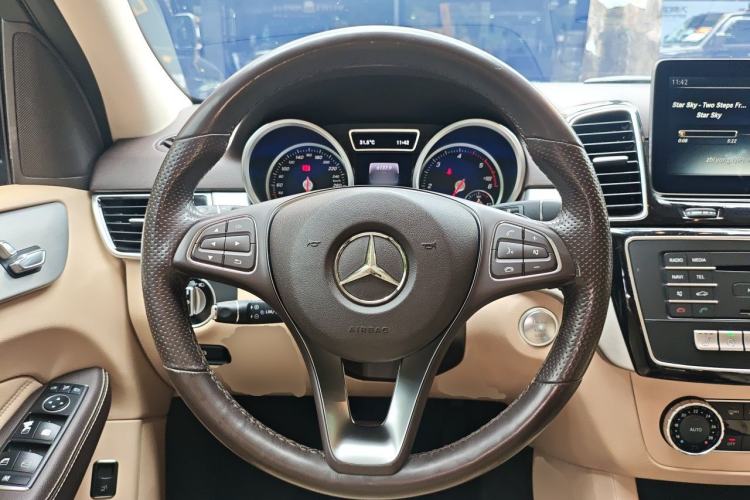 Used Mercedes-Benz GLE 2016 GLE 300 d 4MATIC Steering Wheel