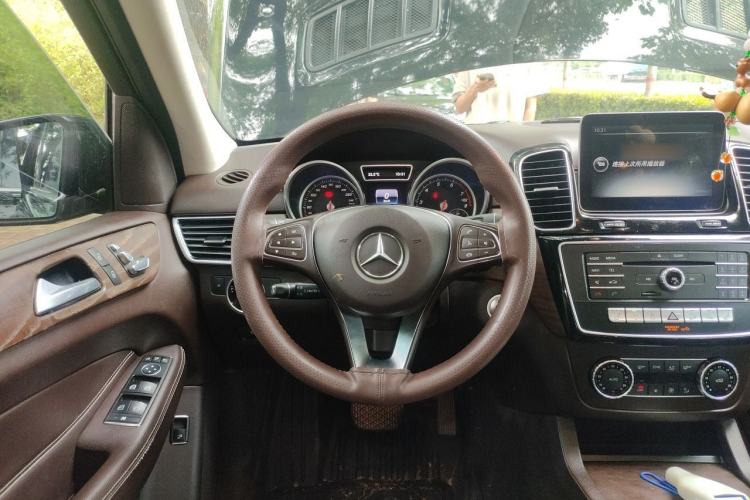 Used Mercedes-Benz GLE 2016 GLE 320 4MATIC Dynamic Edition Steering Wheel