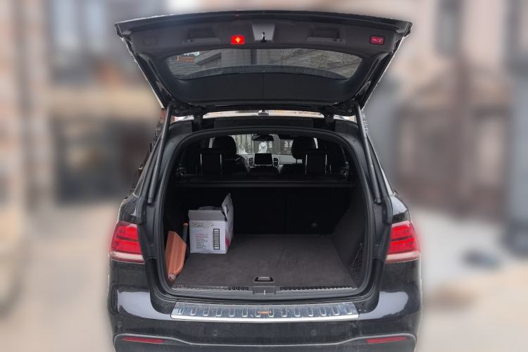 Used Mercedes-Benz GLE 2016 GLE 400 4MATIC Trunk