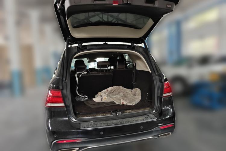 Used Mercedes-Benz GLE 2016 GLE 320 4MATIC Dynamic Edition Trunk