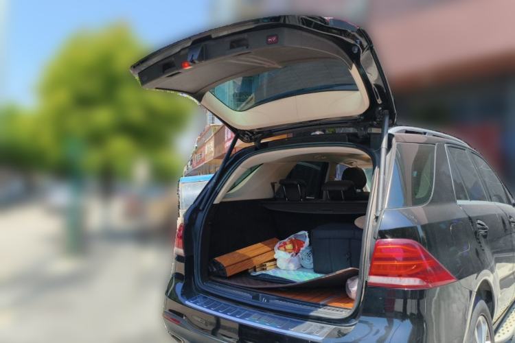 Used Mercedes-Benz GLE 2016 GLE 320 4MATIC Dynamic Edition Trunk