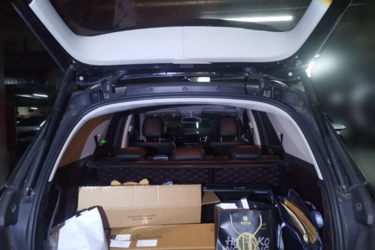 Used Mercedes-Benz GLE 2016 GLE 350 d 4MATIC Trunk