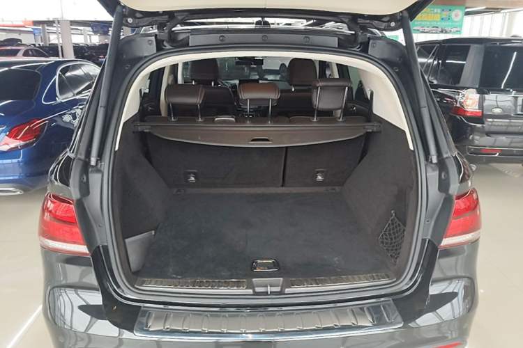 Used Mercedes-Benz GLE 2016 GLE 400 4MATIC Trunk