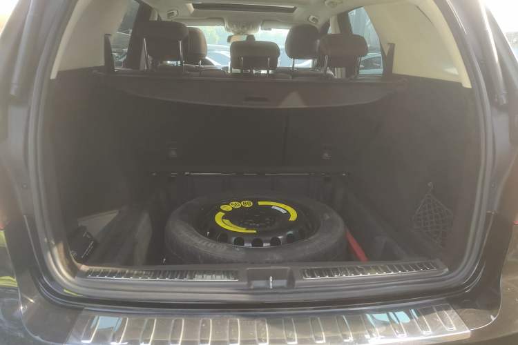 Used Mercedes-Benz GLE 2016 GLE 400 4MATIC Trunk