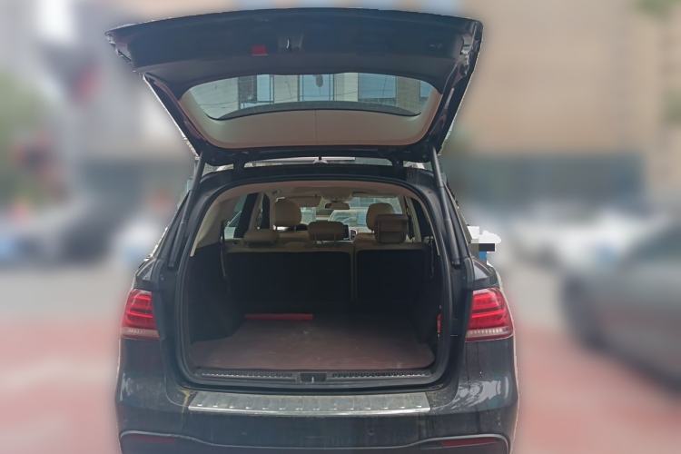 Used Mercedes-Benz GLE 2016 GLE 400 4MATIC Trunk