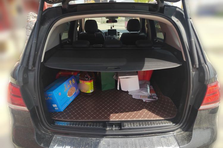 Used Mercedes-Benz GLE 2016 GLE 400 4MATIC Trunk