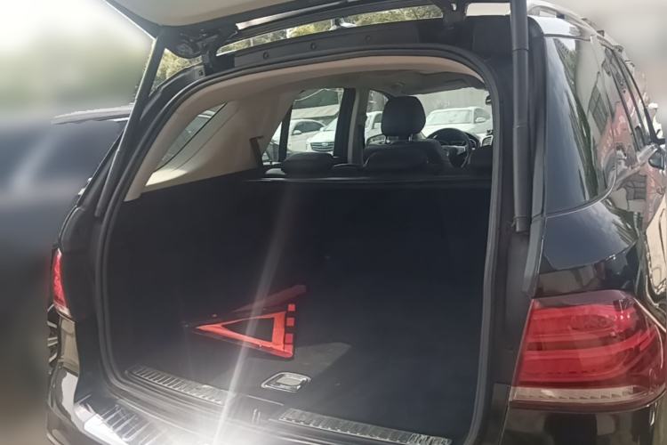 Used Mercedes-Benz GLE 2016 GLE 320 4MATIC Dynamic Edition Trunk