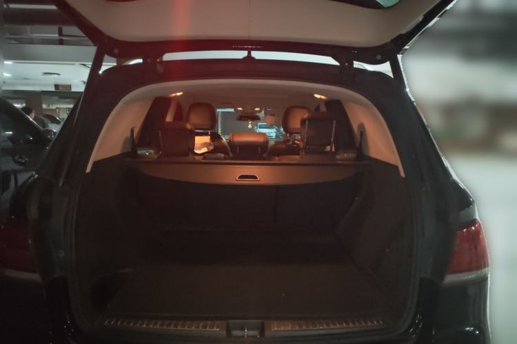 Used Mercedes-Benz GLE 2016 GLE 400 4MATIC Trunk