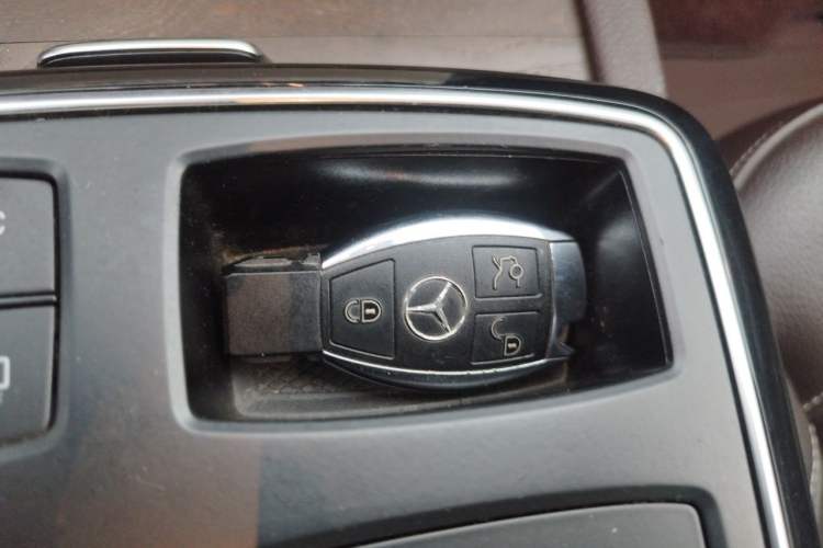 Used Mercedes-Benz GLE 2016 GLE 320 4MATIC Dynamic Edition Vehicle Key