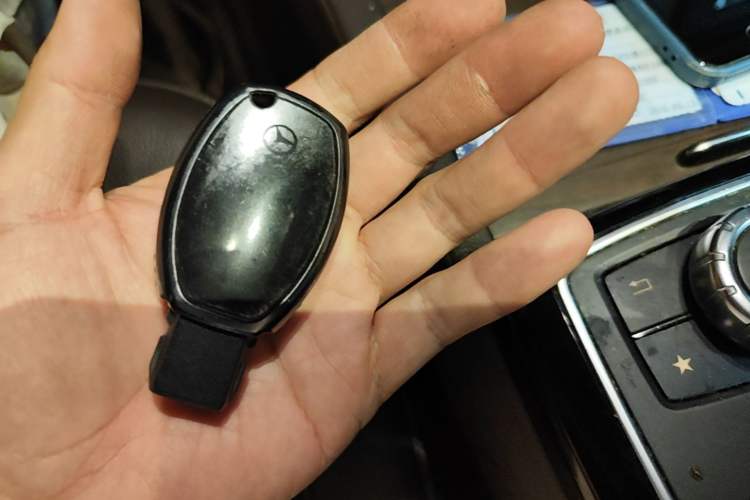Used Mercedes-Benz GLE 2016 GLE 320 4MATIC Dynamic Edition Vehicle Key