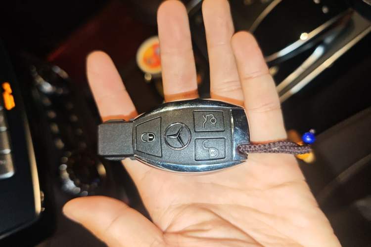 Used Mercedes-Benz GLE 2016 GLE 320 4MATIC Luxury Model Vehicle Key