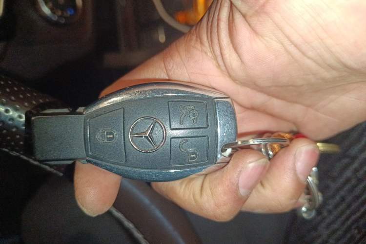 Used Mercedes-Benz GLE 2016 GLE 400 4MATIC Vehicle Key