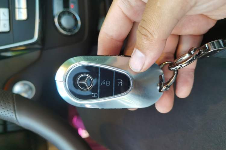 Used Mercedes-Benz GLE 2016 GLE 320 4MATIC Luxury Model Vehicle Key