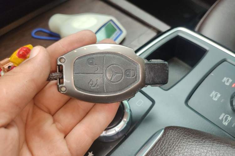Used Mercedes-Benz GLE 2016 GLE 320 4MATIC Dynamic Edition Vehicle Key
