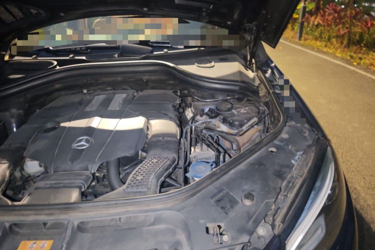 Used Mercedes-Benz GLE 2016 GLE 320 4MATIC Dynamic Edition Engine Bay Left