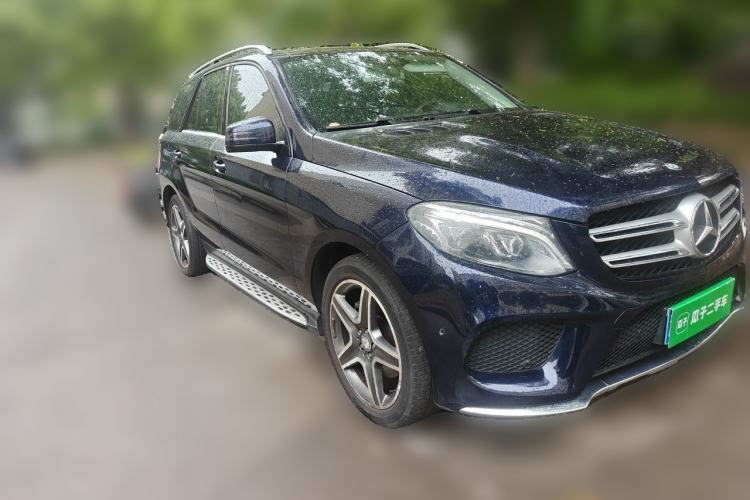 Used Mercedes-Benz GLE 2016 GLE 400 4MATIC Front Right 45 Deg