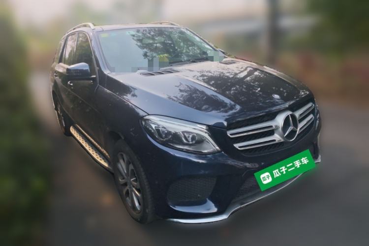 Used Mercedes-Benz GLE 2016 GLE 320 4MATIC Dynamic Edition Front Right 45 Deg