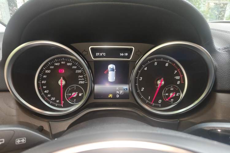Used Mercedes-Benz GLE 2016 GLE 400 4MATIC Instrument Cluster