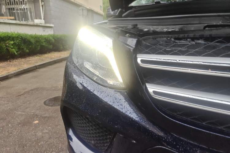 Used Mercedes-Benz GLE 2016 GLE 400 4MATIC Right Front Headlight