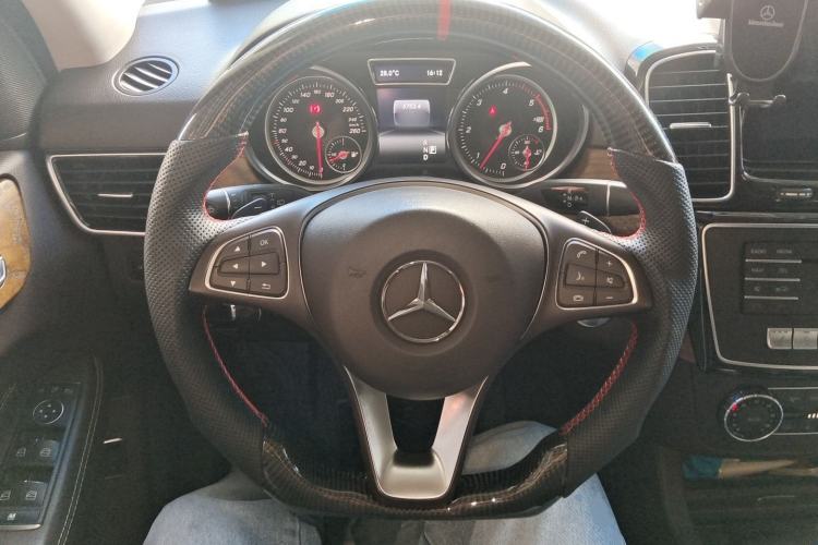 Used Mercedes-Benz GLE 2016 GLE 300 d 4MATIC Steering Wheel