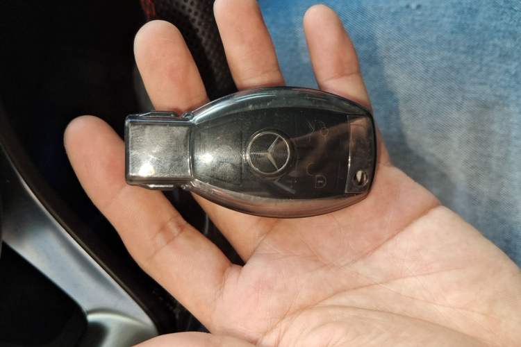 Used Mercedes-Benz GLE 2016 GLE 300 d 4MATIC Vehicle Key