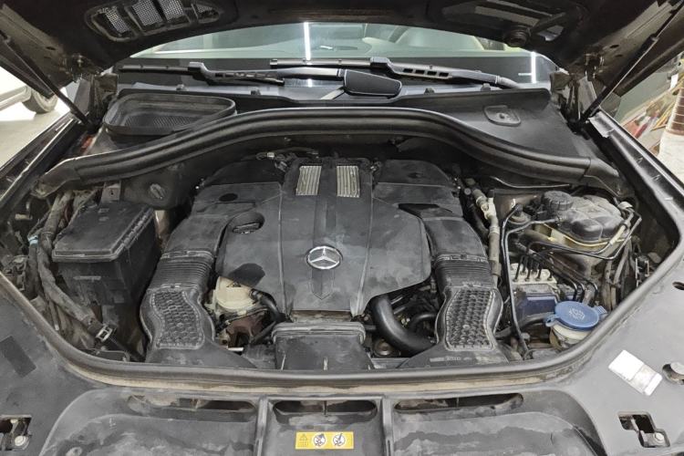 Used Mercedes-Benz GLE 2016 GLE 320 4MATIC Dynamic Edition Engine Bay