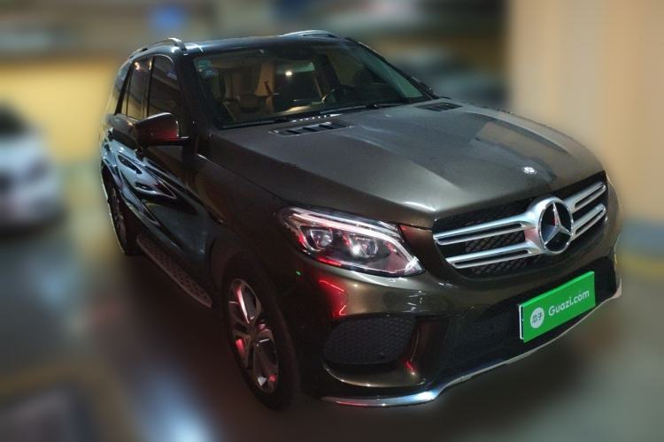 Used Mercedes-Benz GLE 2016 GLE 320 4MATIC Dynamic Edition Front Right 45 Deg