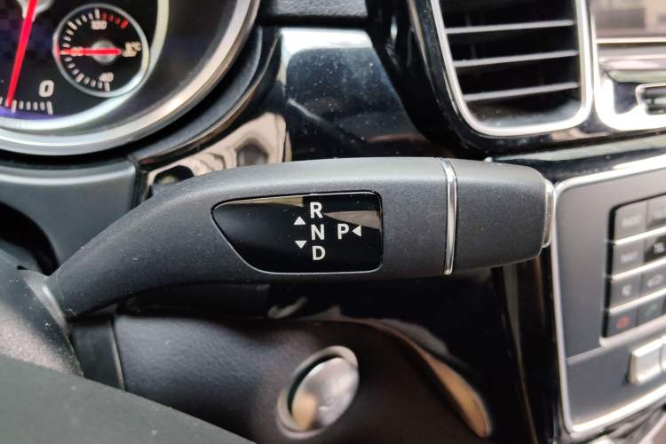 Used Mercedes-Benz GLE  Gear Lever