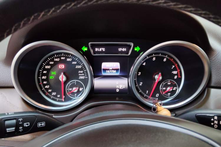 Used Mercedes-Benz GLE 2016 GLE 320 4MATIC Dynamic Edition Instrument Cluster