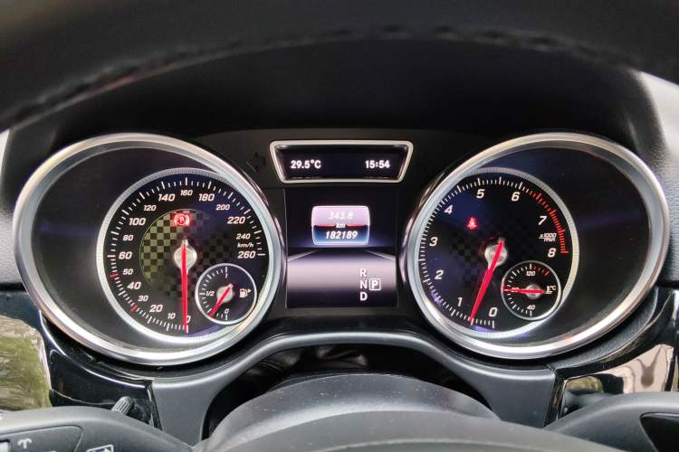 Used Mercedes-Benz GLE  Instrument Cluster