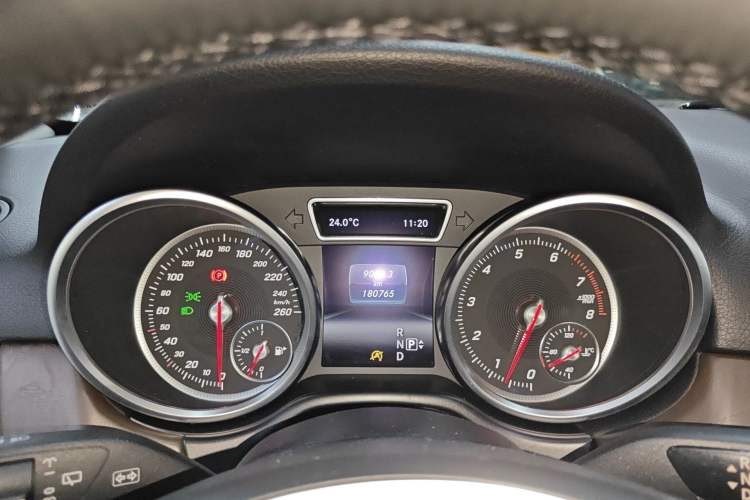 Used Mercedes-Benz GLE 2016 GLE 320 4MATIC Dynamic Edition Instrument Cluster