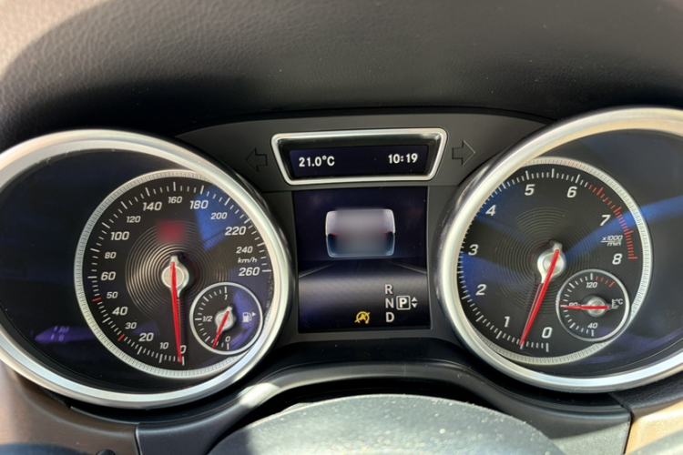 Used Mercedes-Benz GLE 2016 GLE 320 4MATIC Dynamic Edition Interior 5