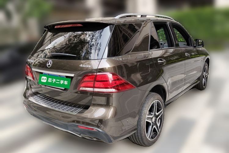 Used Mercedes-Benz GLE  Rear Right 45 Deg