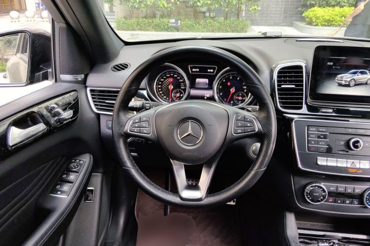Used Mercedes-Benz GLE  Steering Wheel