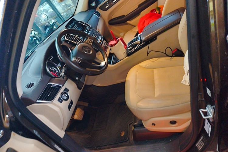 Used Mercedes-Benz GLE 2016 GLE 400 4MATIC Left Front Seat