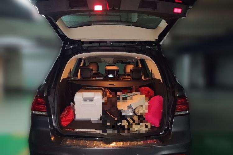 Used Mercedes-Benz GLE 2016 GLE 300 d 4MATIC Trunk