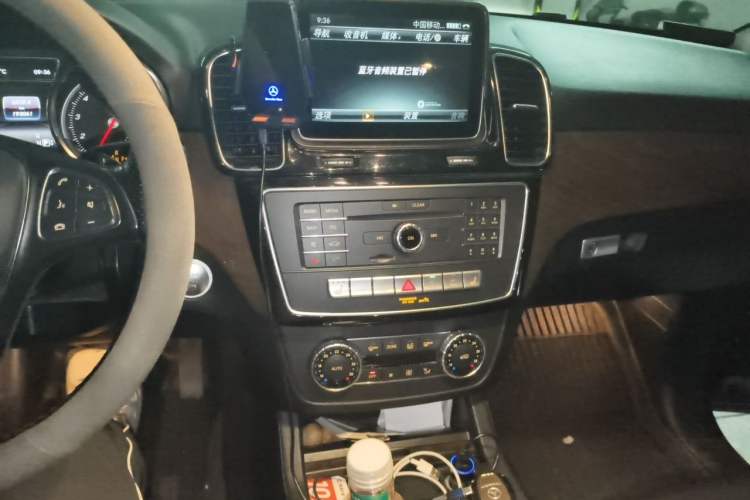 Used Mercedes-Benz GLE 2016 GLE 400 4MATIC Audio And AC Panel