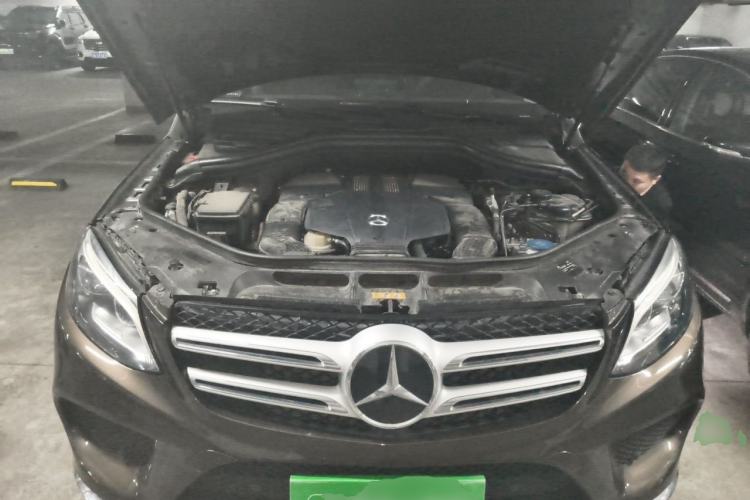 Used Mercedes-Benz GLE 2016 GLE 400 4MATIC Engine Bay