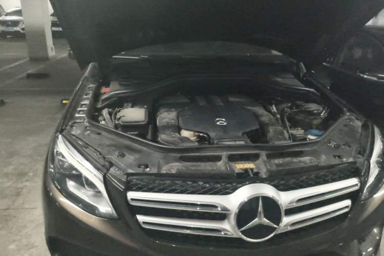 Used Mercedes-Benz GLE 2016 GLE 400 4MATIC Engine Bay Right